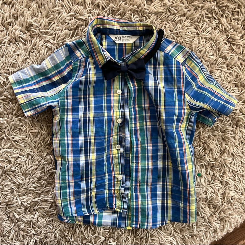 H & m button down collared plaid shirt size 4 / 5 • worn once